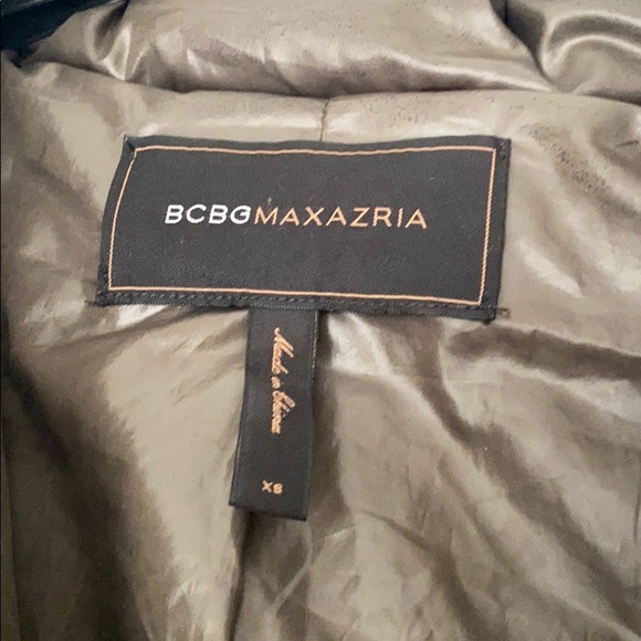 BCBG Short winter jacket - Picture 2 of 3